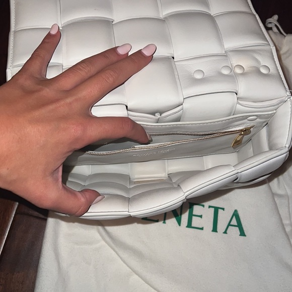 Bottega Veneta - Picture 8 of 15